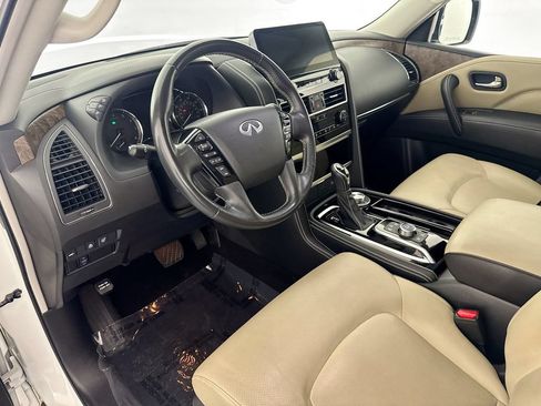Used 2024 INFINITI QX80 Premium Select w/ Cargo Package AWD/4WD image 9