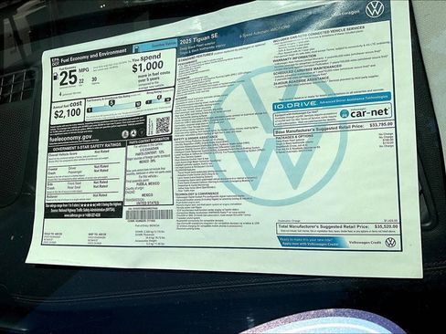 New 2025 Volkswagen Tiguan SE image 31