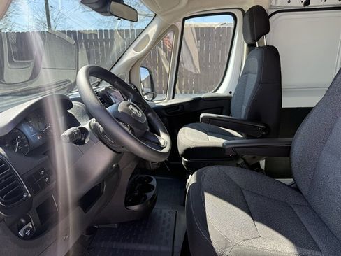 Used 2022 RAM ProMaster 2500 FWD image 19