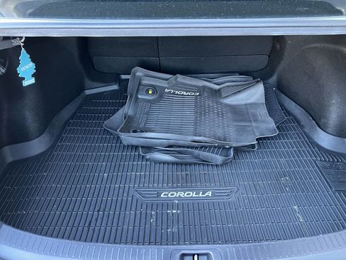 Used 2020 Toyota Corolla SE image 21