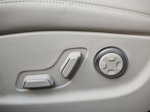 New 2026 Genesis GV80 2.5T Advanced image 23