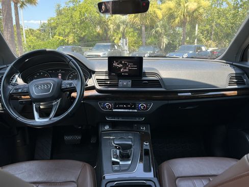 Used 2019 Audi Q5 2.0T Premium w/ Convenience Package AWD/4WD image 31