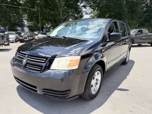 Used 2008 Dodge Grand Caravan SE FWD image 1