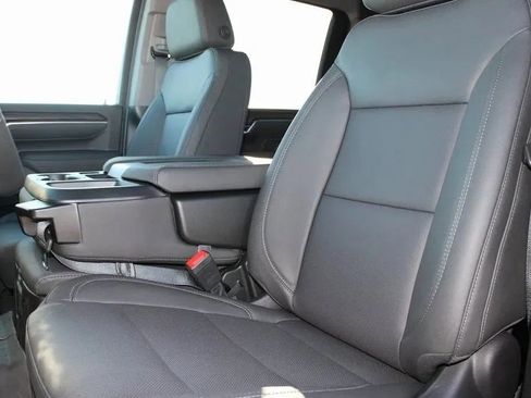 New 2026 GMC Sierra 3500 SLT AWD/4WD image 11