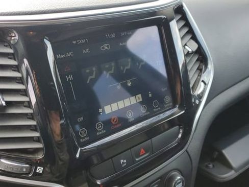 Certified 2020 Jeep Cherokee Limited w/ Trailer Tow Group image 14