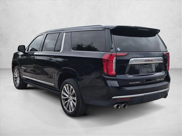 Used 2022 GMC Yukon XL Denali AWD/4WD image 7