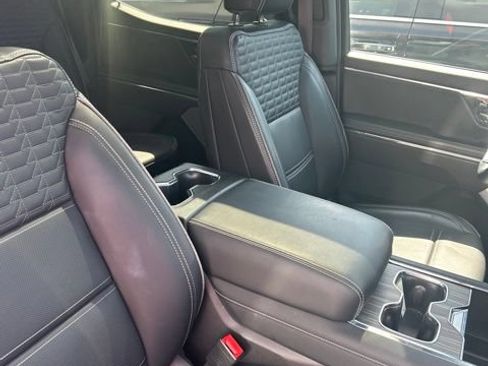 Certified 2025 GMC Sierra EV Denali AWD/4WD image 4