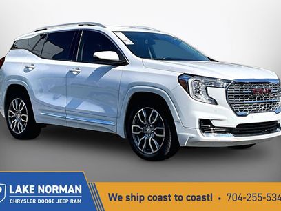 Used 2022 GMC Terrain Denali w/ Denali Premium Package