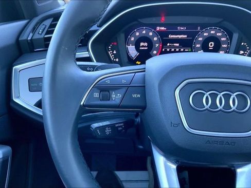 Certified 2025 Audi Q3 2.0T Premium w/ Convenience Package image 21