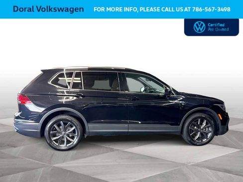 Used 2023 Volkswagen Tiguan SE FWD image 9