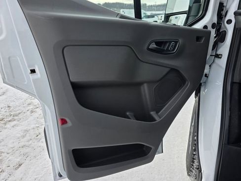 New 2026 Ford Transit 150 Low Roof RWD image 4