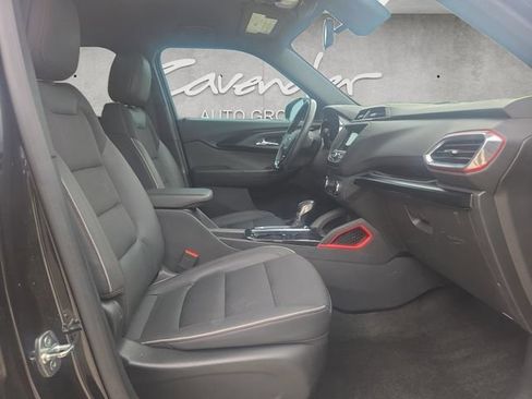 Used 2023 Chevrolet TrailBlazer RS FWD image 24