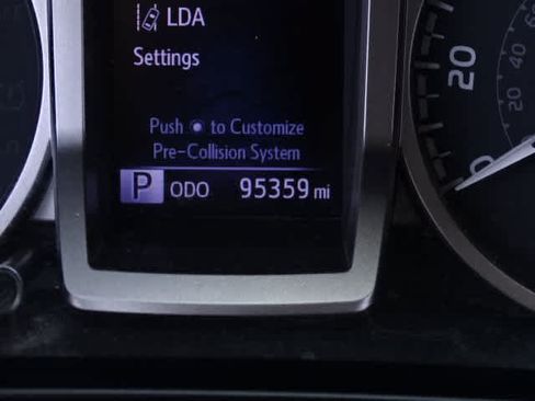 Certified 2020 Toyota Tacoma SR5 RWD image 26
