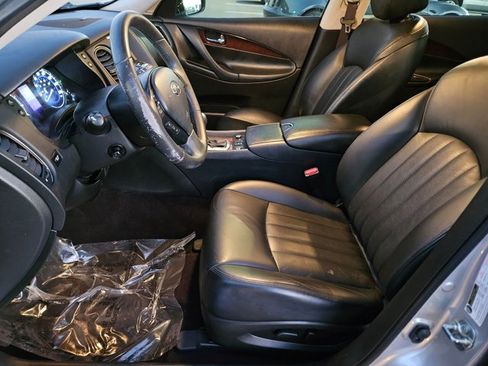 Used 2017 INFINITI QX50 2WD w/ Premium Plus Package image 17