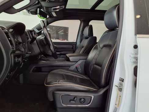 Used 2022 RAM 1500 Limited AWD/4WD image 14