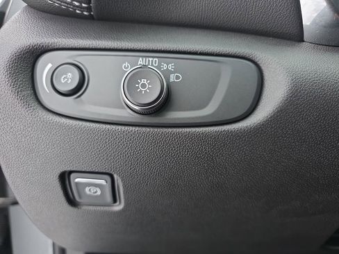 Certified 2023 Chevrolet Blazer LT w/ Driver Confidence Package image 26