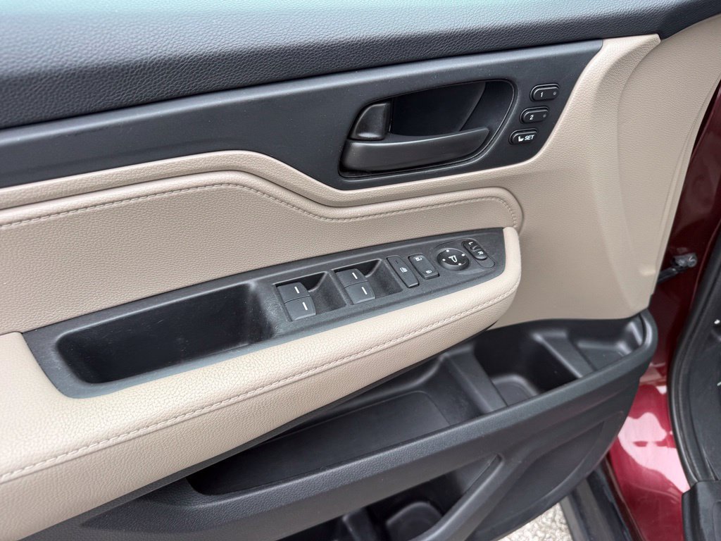 Used 2018 Honda Odyssey EX-L image 14