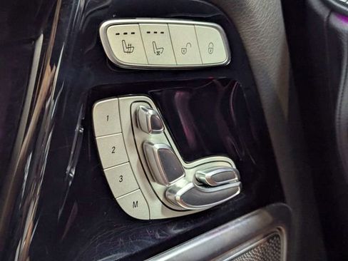 Used 2021 Mercedes-Benz G 550 w/ G Manufaktur Interior Package image 17