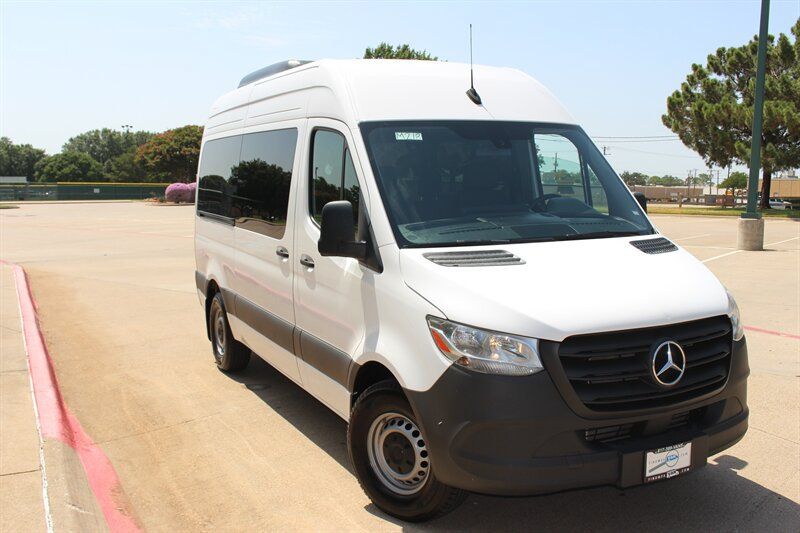 Used 2024 Mercedes-Benz Sprinter 2500 image 7