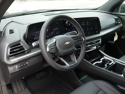 New 2026 Chevrolet Traverse LT w/ LPO, Floor Liner Package image 10