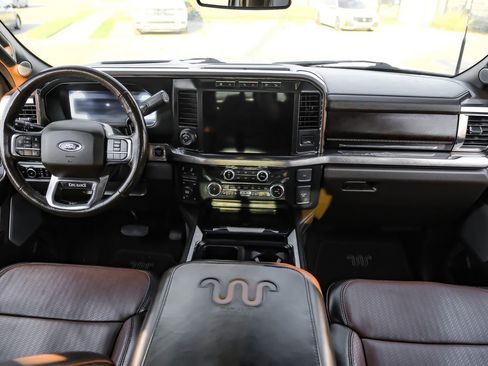 Used 2023 Ford F250 King Ranch w/ Chrome Package image 16