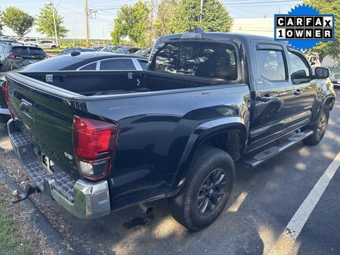 Used 2020 Toyota Tacoma SR5 RWD image 4