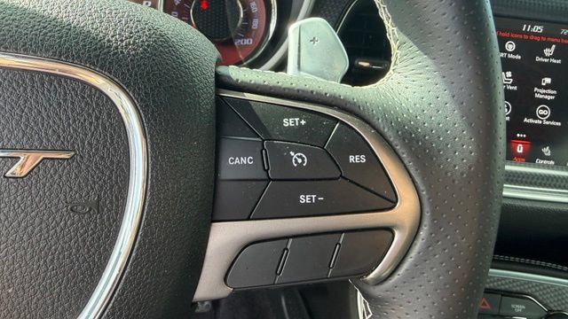 Used 2018 Dodge Challenger SRT Hellcat RWD image 19