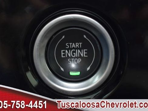 Used 2022 GMC Sierra 1500 SLT w/ X31 Off-Road Package AWD/4WD image 38