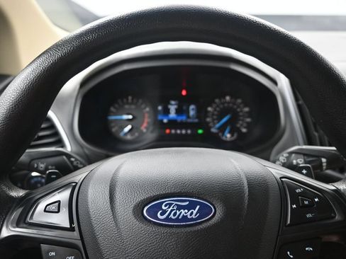 Used 2019 Ford Edge SE AWD/4WD image 16