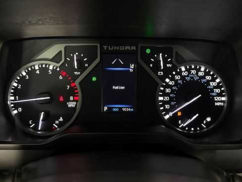 Used 2024 Toyota Tundra SR5 AWD/4WD image 17