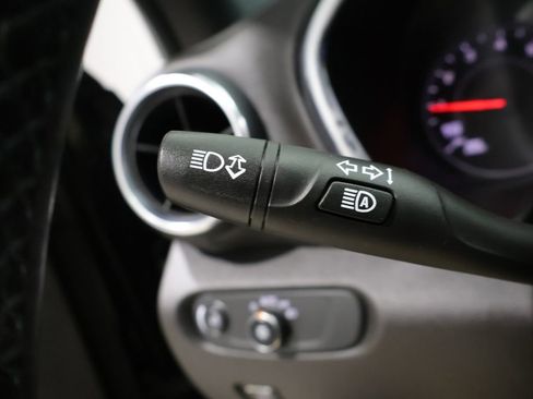 Used 2022 Chevrolet Blazer LT image 37