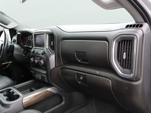 Used 2021 Chevrolet Silverado 1500 LT Trail Boss w/ Convenience Package II AWD/4WD image 13