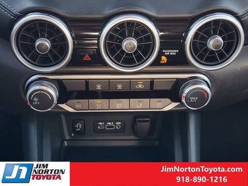 Used 2024 Nissan Sentra SV image 20