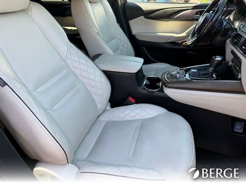 Used 2023 MAZDA CX-9 Signature image 13