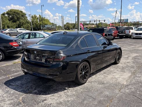 Used 2016 BMW 320i Sedan RWD image 4