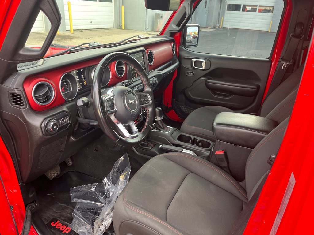 Used 2018 Jeep Wrangler Unlimited Rubicon AWD/4WD image 24