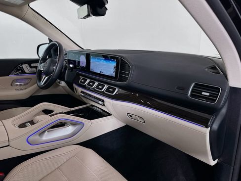 Used 2022 Mercedes-Benz GLS 450 4MATIC image 31