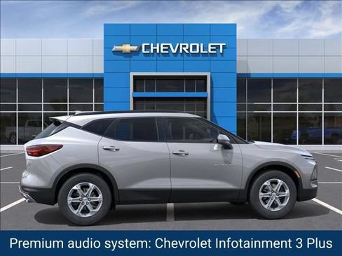 New 2026 Chevrolet Blazer LT w/ Convenience Package FWD image 5