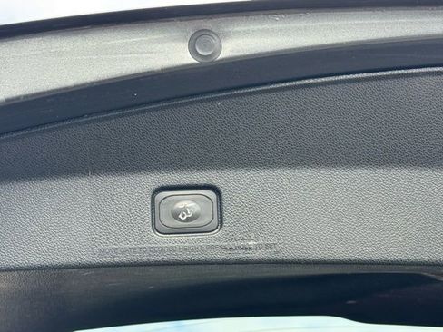 Used 2016 Ford Explorer Limited image 23