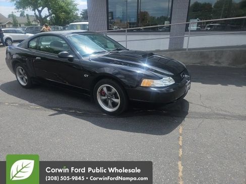 Used 2001 Ford Mustang GT RWD image 4