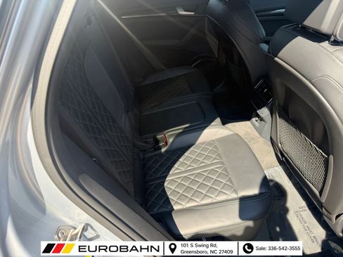 Used 2018 Audi SQ5 Prestige w/ Prestige Package AWD/4WD image 15