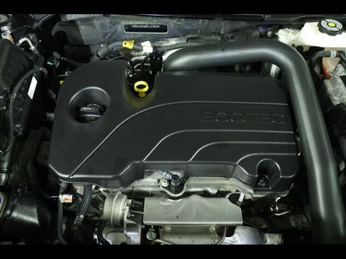 Used 2024 Chevrolet Equinox LS w/ LS Convenience Package image 18