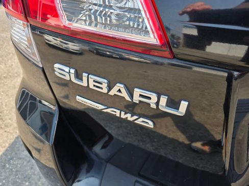 Used 2014 Subaru Outback 2.5i Limited AWD/4WD image 16