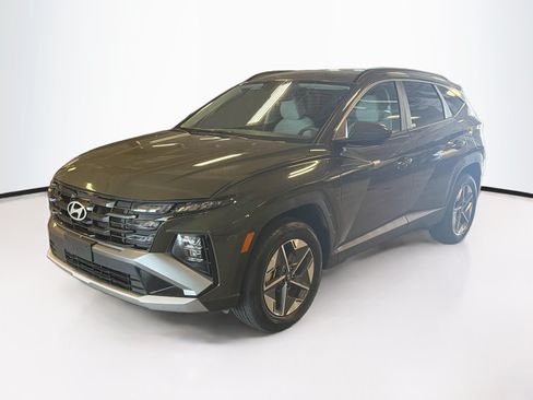 Used 2025 Hyundai Tucson SEL AWD/4WD image 3