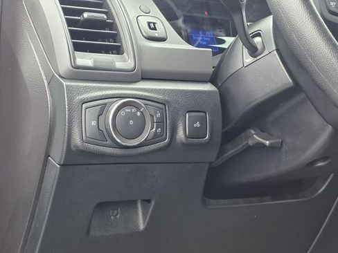 Used 2019 Ford Ranger XL w/ Equipment Group 101A Mid RWD image 17