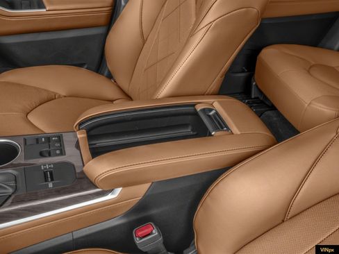 New 2026 Toyota Highlander Platinum image 12