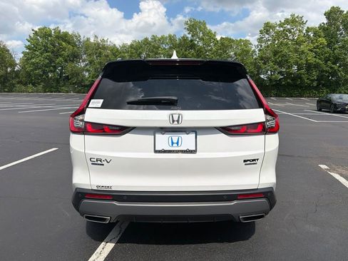 Used 2023 Honda CR-V Sport Touring image 4
