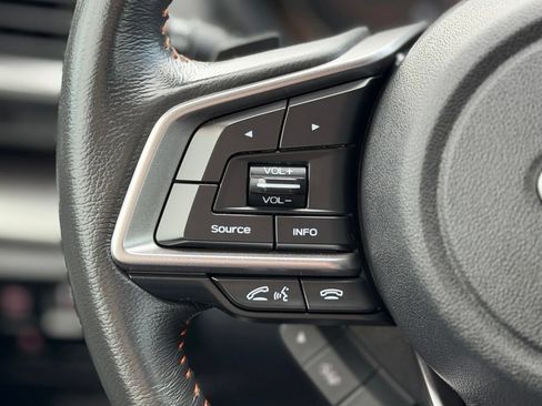 Used 2019 Subaru Crosstrek 2.0i Limited w/ Moonroof Package w/Navigation AWD/4WD image 10