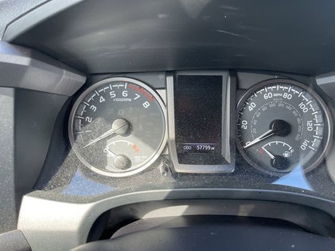 Used 2021 Toyota Tacoma TRD Off-Road image 6