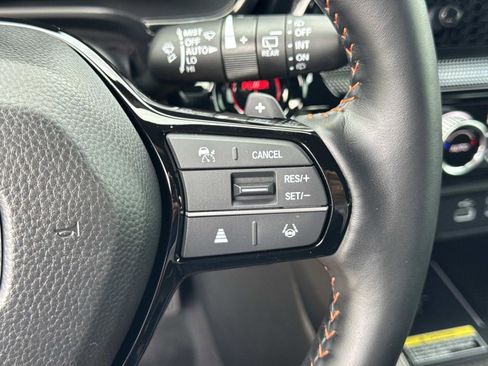 Used 2025 Honda CR-V Sport Touring image 12